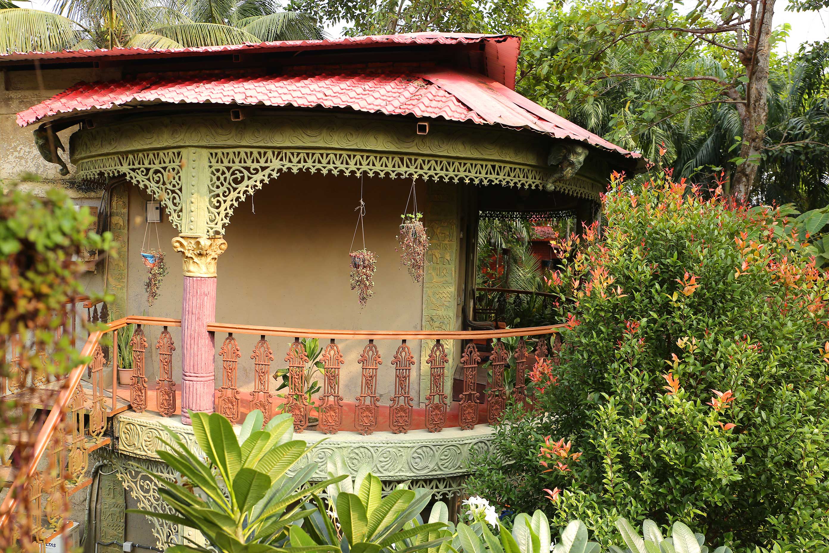 komal_gandhar-gate at Bawali Farmhouse near Kolkata